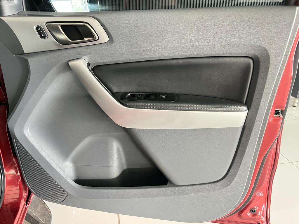 FORD EVEREST EVEREST 2.2 TDCi  XLT A/T