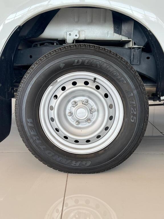 ISUZU D-MAX D-MAX 250C FLEETSIDE S/C P/U - 6