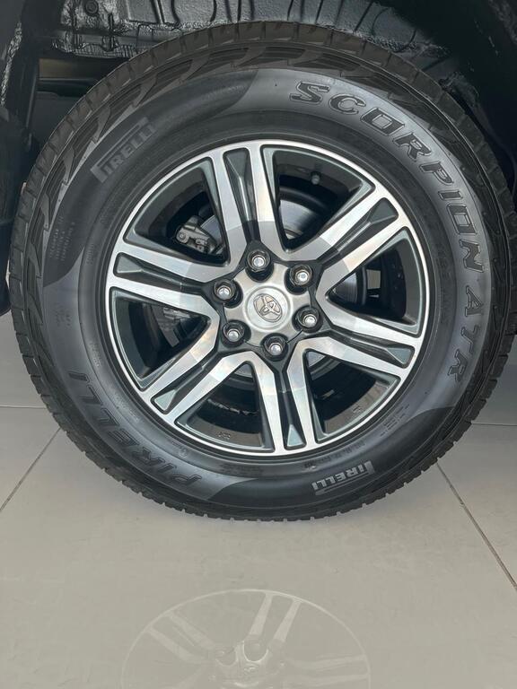 TOYOTA FORTUNER FORTUNER 2.4GD-6 R/B - 5