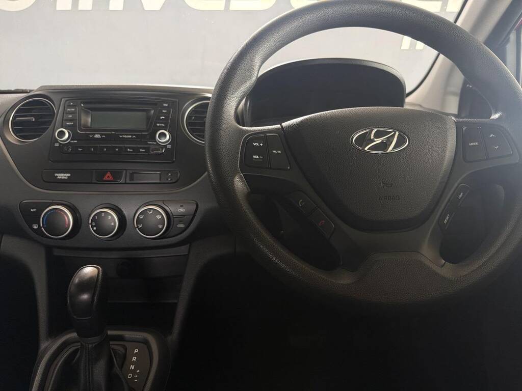 HYUNDAI i10 GRAND i10 1.0 MOTION A/T - 10
