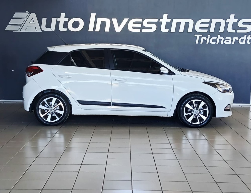 HYUNDAI i20 i20 1.4 FLUID A/T - 2