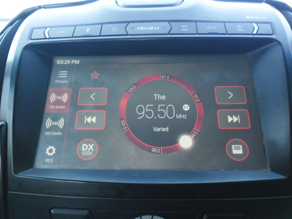 ISUZU DMAX King Cars