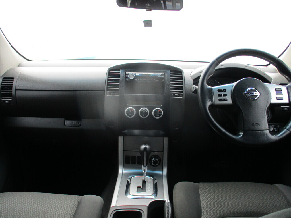Nissan Navara - View 8