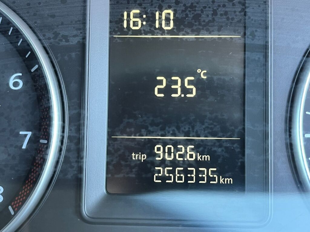 Volkswagen Caddy - View 9