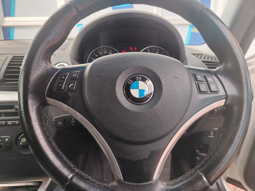 Bmw 1 Series - View 8