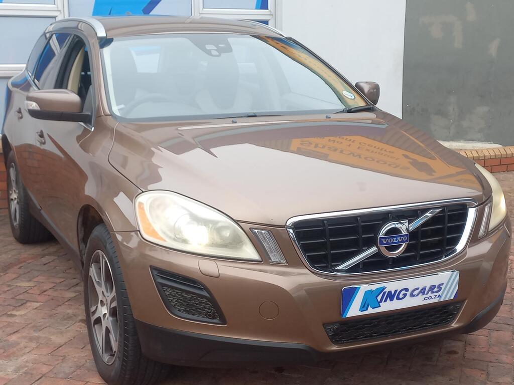 Volvo Xc60 - View 3
