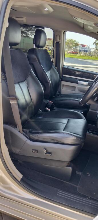 Chrysler Grand Voyager - View 12