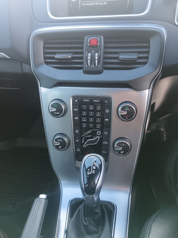 Volvo V40 - View 10