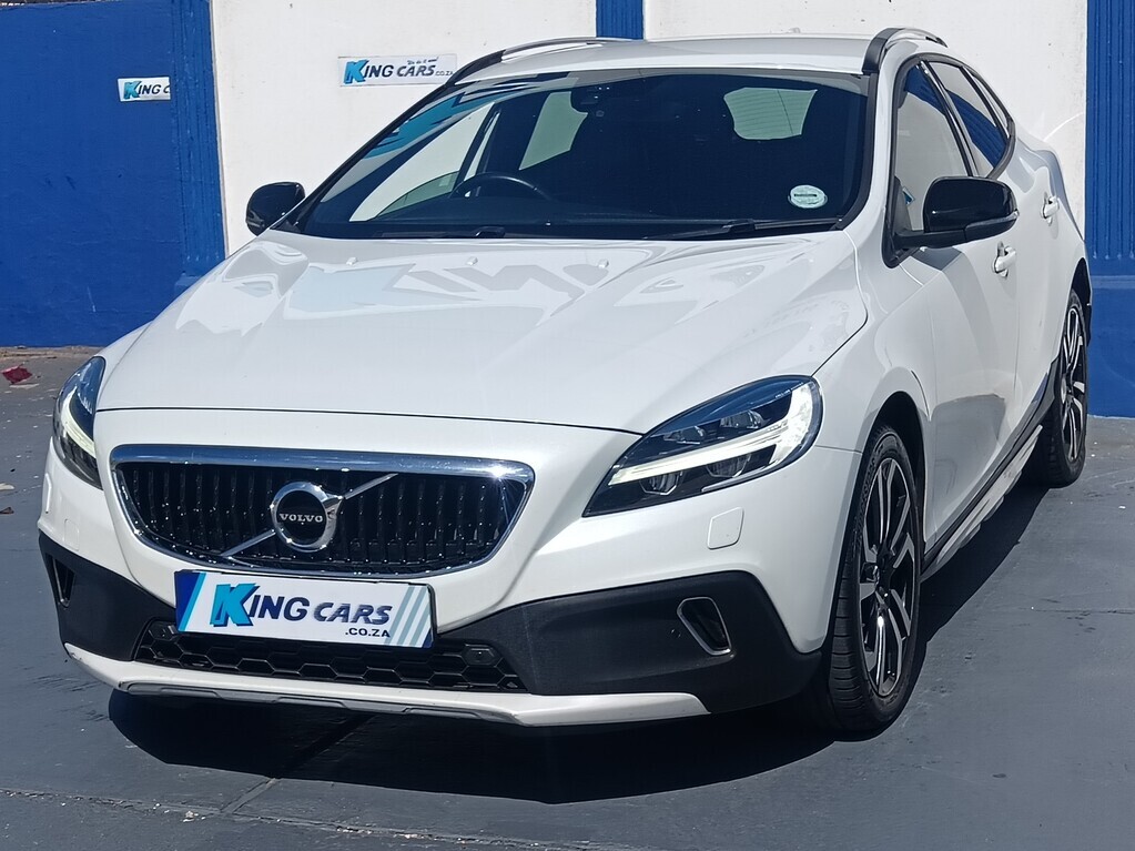 Volvo V40 - View 4