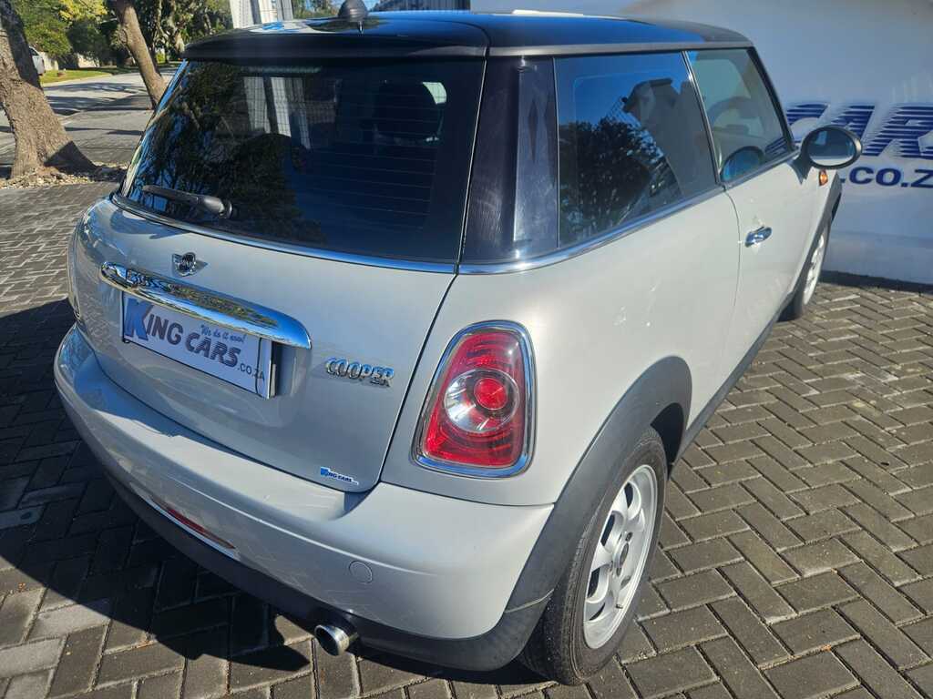 Mini Cooper - View 12