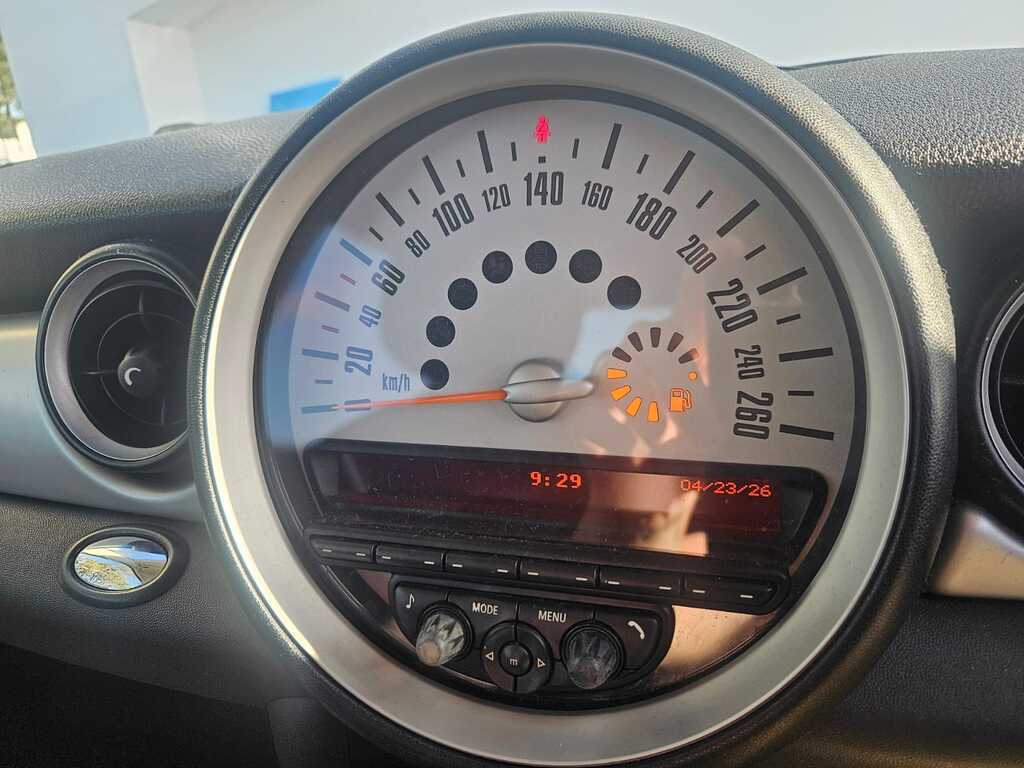 Mini Cooper - View 16