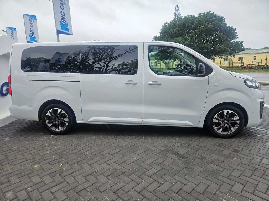 Opel Zafira - View 3