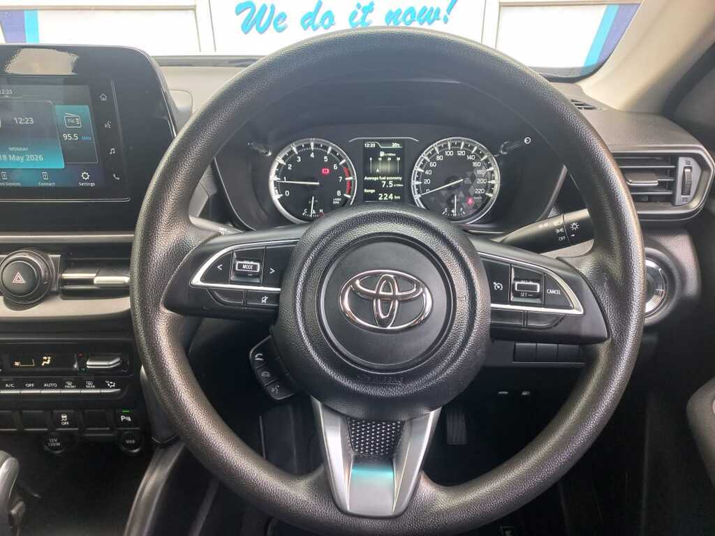 Toyota Urban Cruiser - View 10