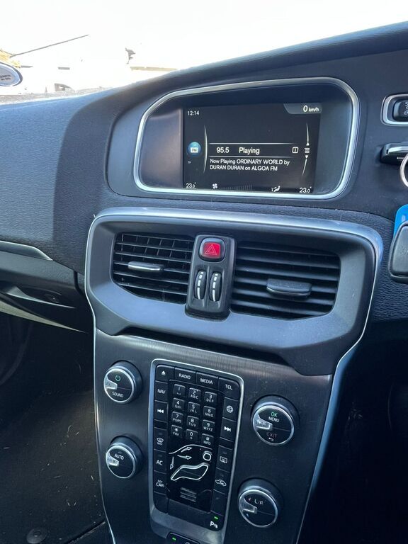 Volvo V40 - View 12