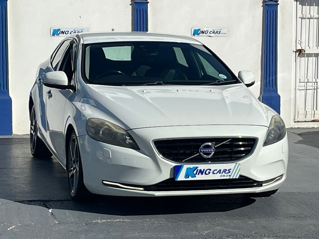 Volvo V40 - View 3