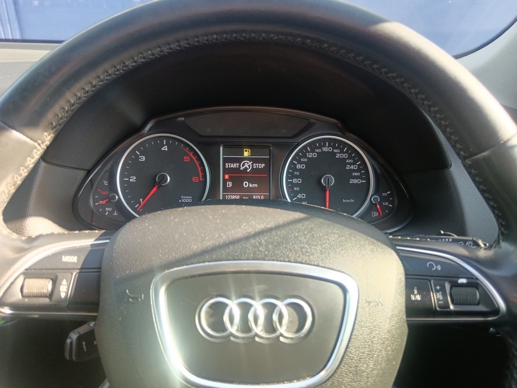 Audi Q5 - View 10