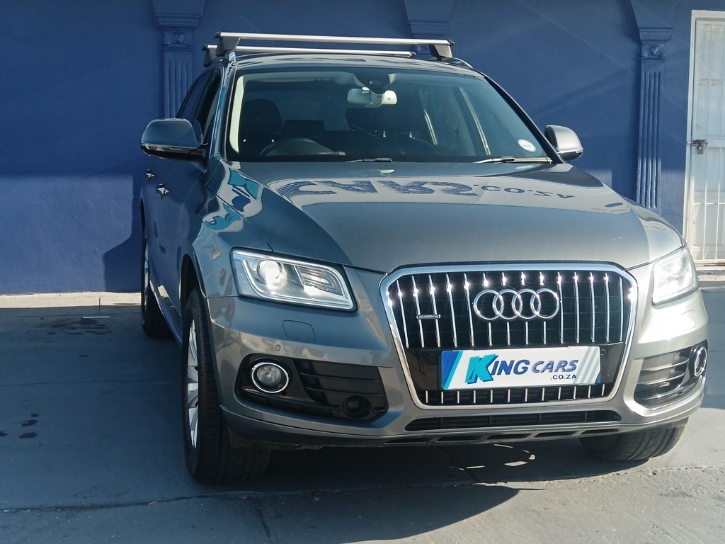 Audi Q5 - View 3
