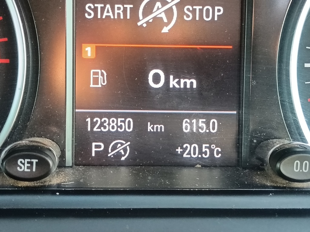 Audi Q5 - View 9