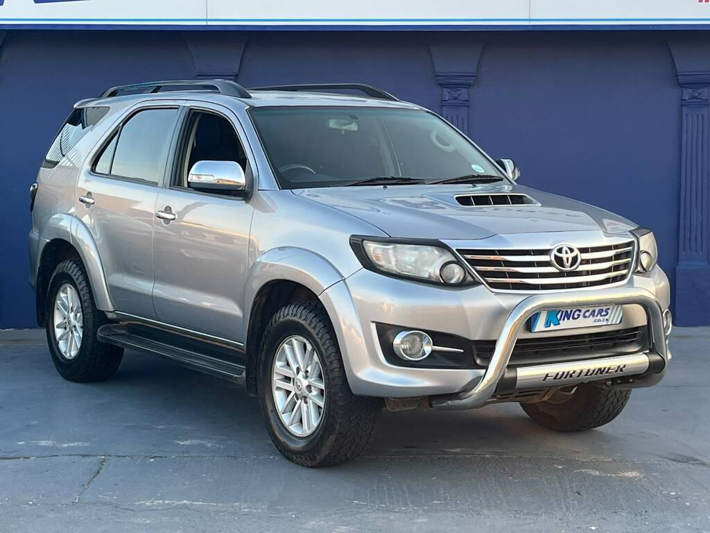 Toyota Fortuner - View 1