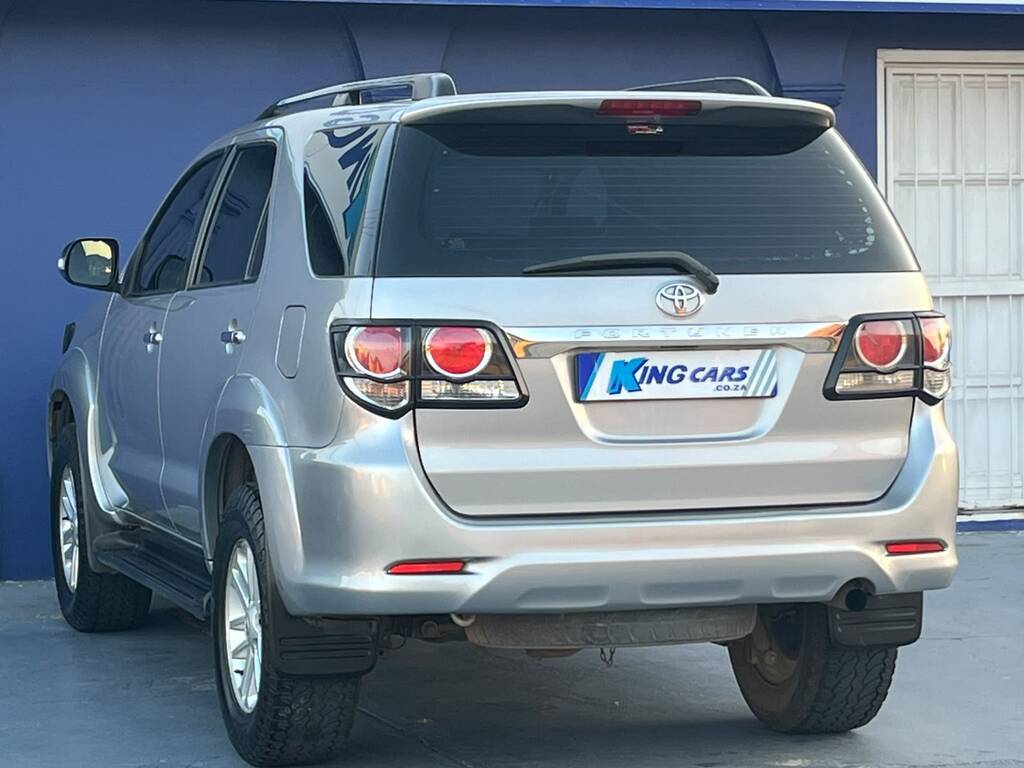 Toyota Fortuner - View 7