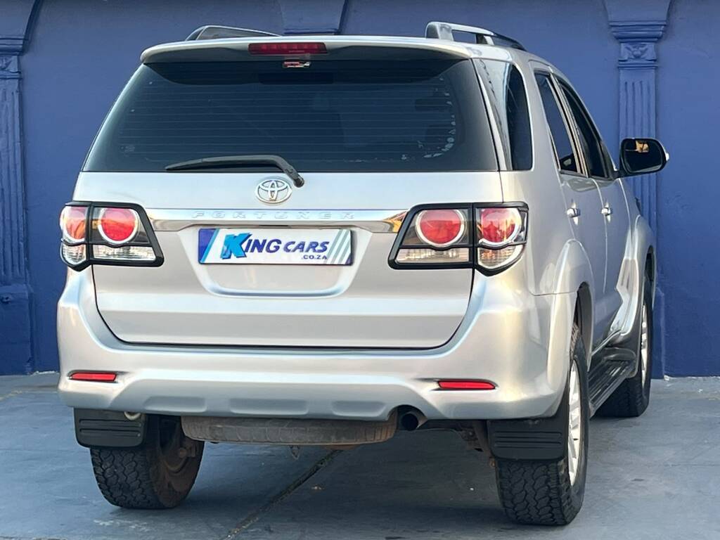 Toyota Fortuner - View 8