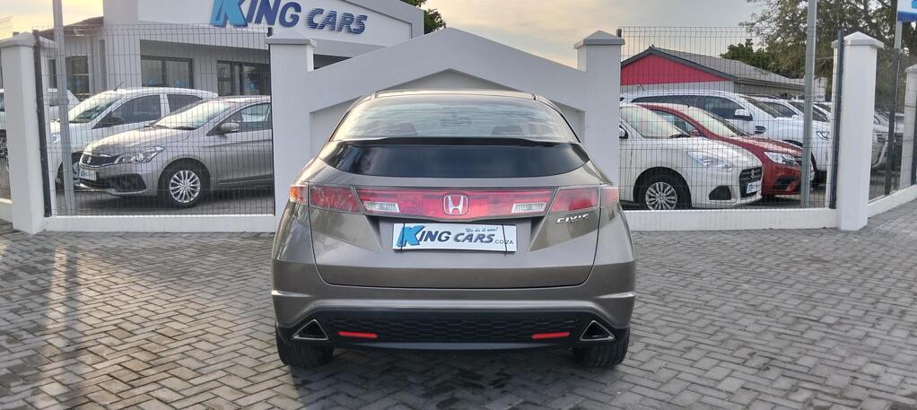 2010 Honda Civic — photo 6