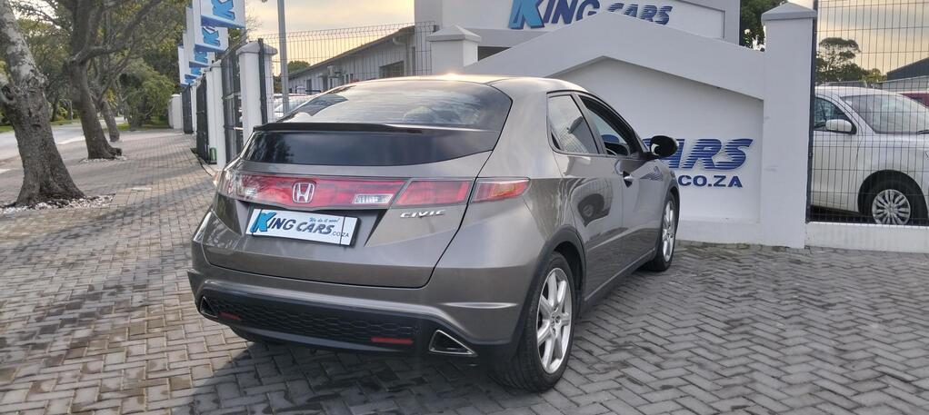 2010 Honda Civic — photo 7