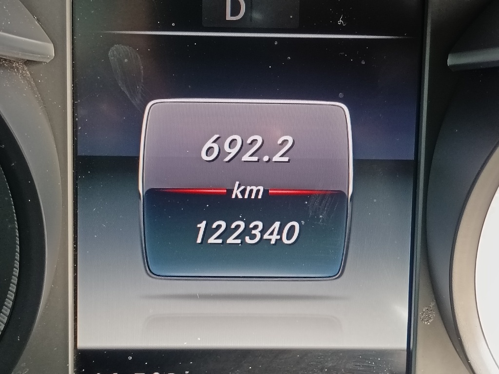 Mercedes-benz C Class - View 11