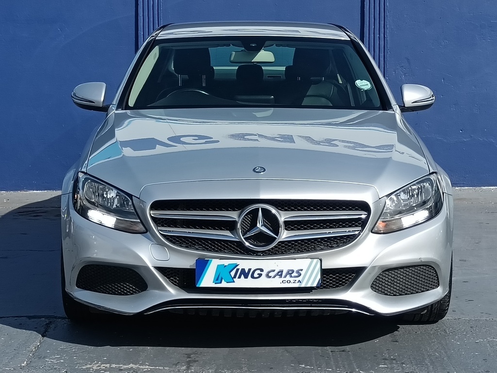 Mercedes-benz C Class - View 3