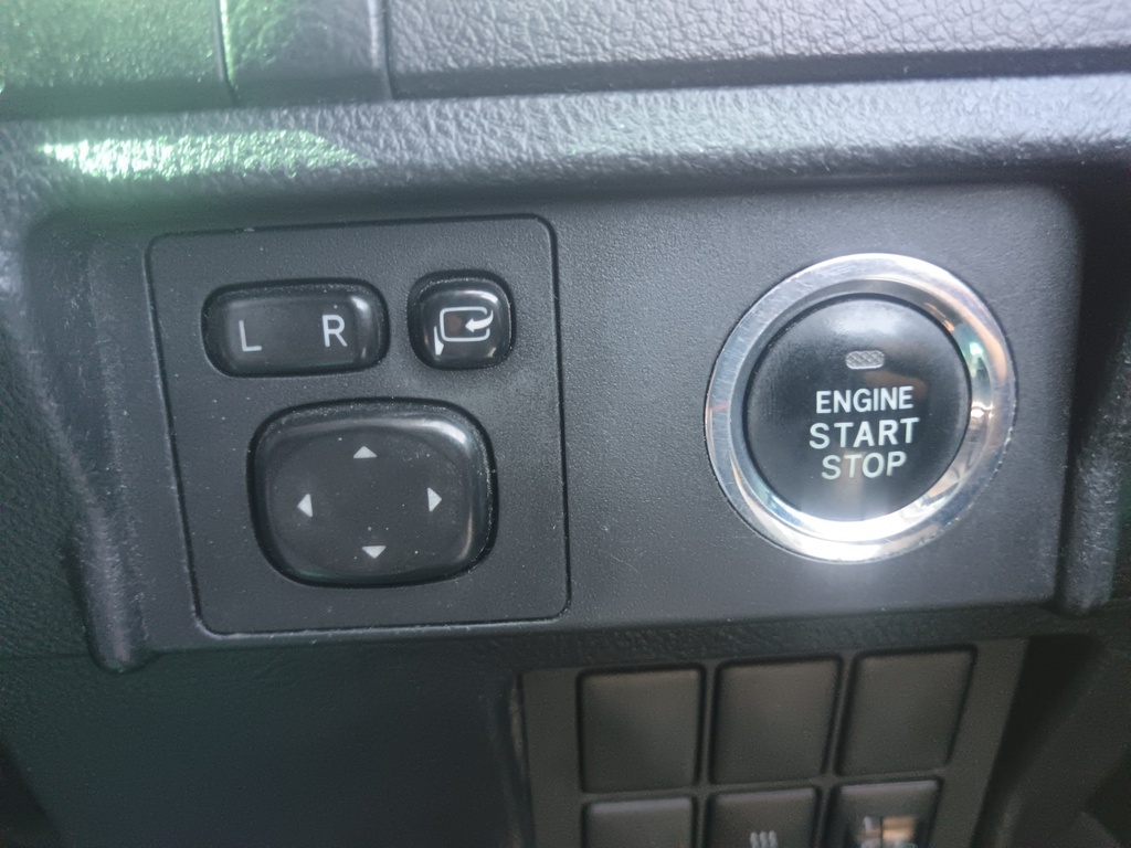 Toyota Prado - View 11