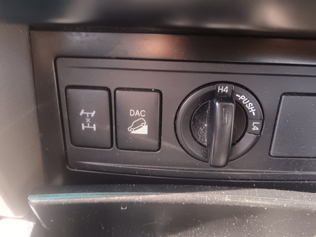 Toyota Prado - View 12