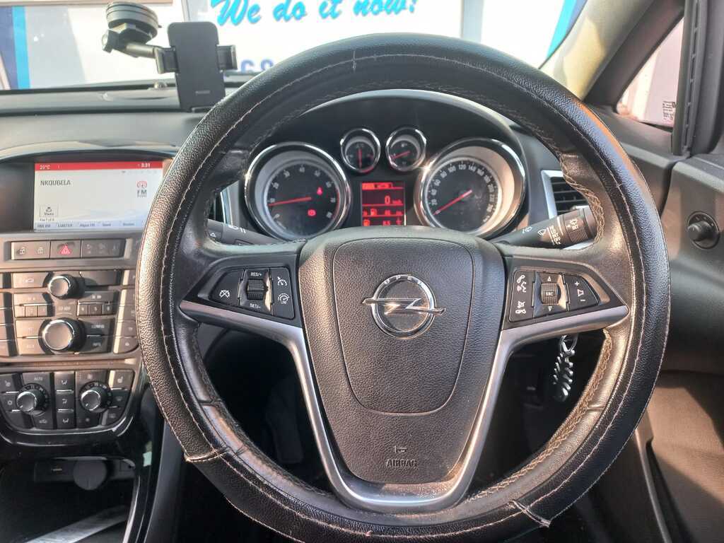 Opel Astra - View 10