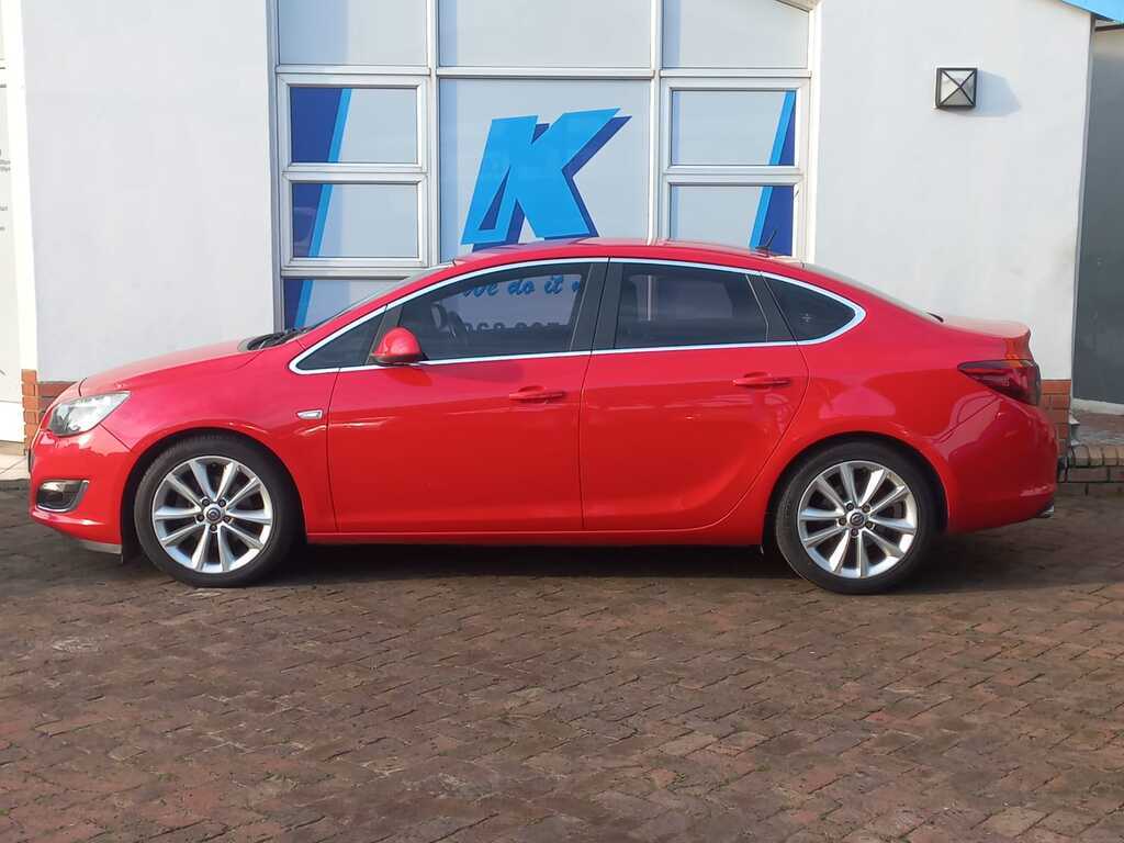 Opel Astra - View 5