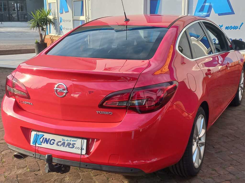 Opel Astra - View 8