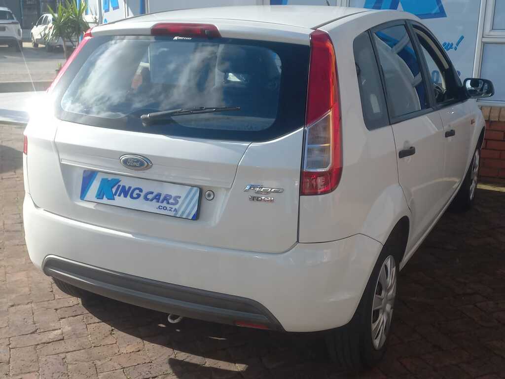 Ford Figo - View 8