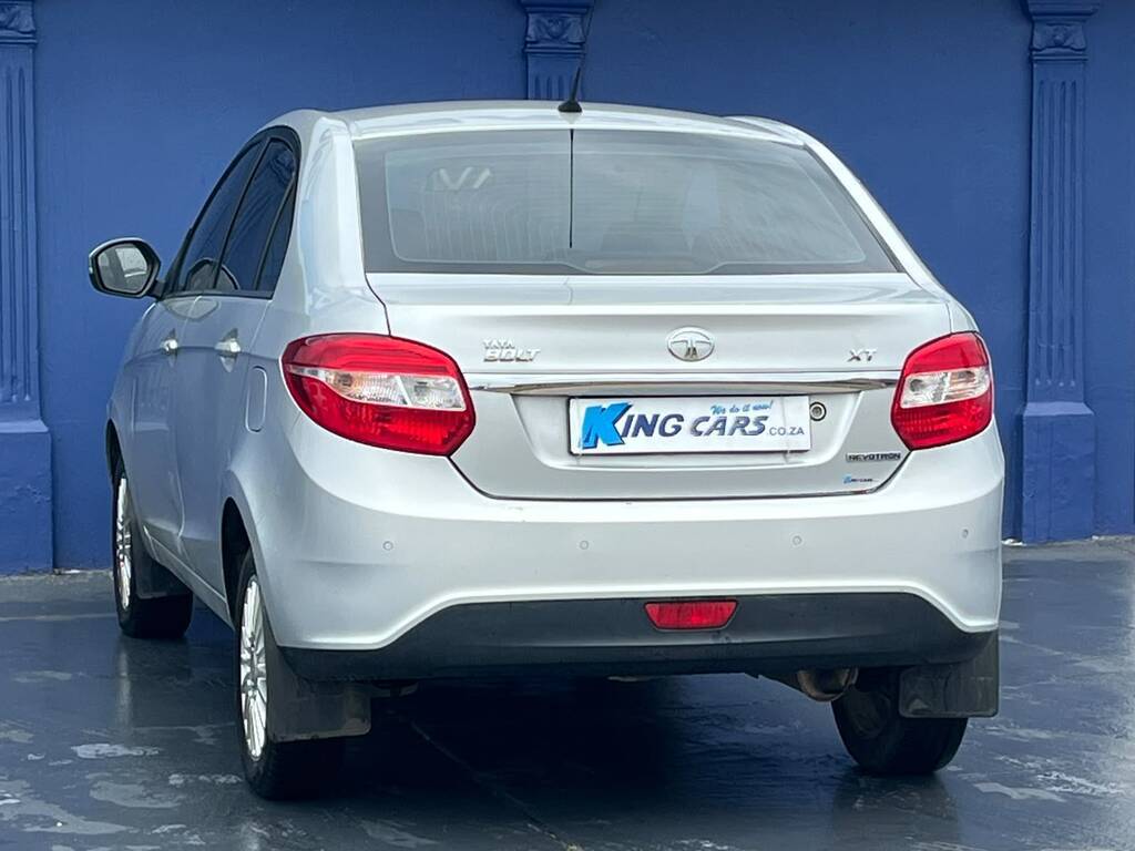 2016 Tata Bolt — photo 6
