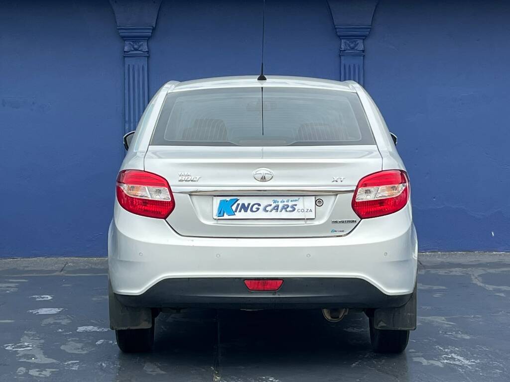 2016 Tata Bolt — photo 7