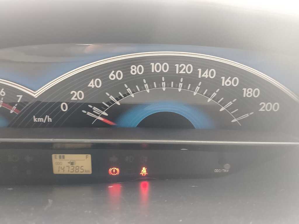 2013 Toyota Etios — photo 6