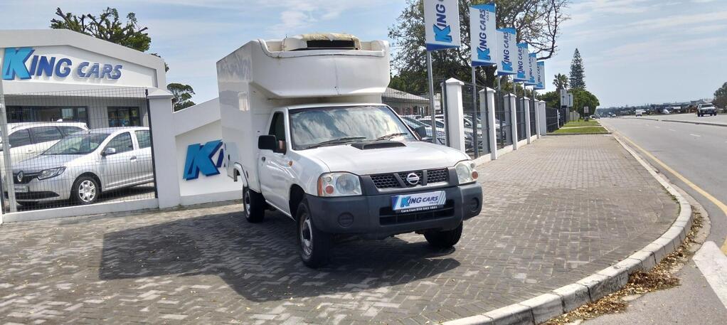 Nissan Hardbody - View 3