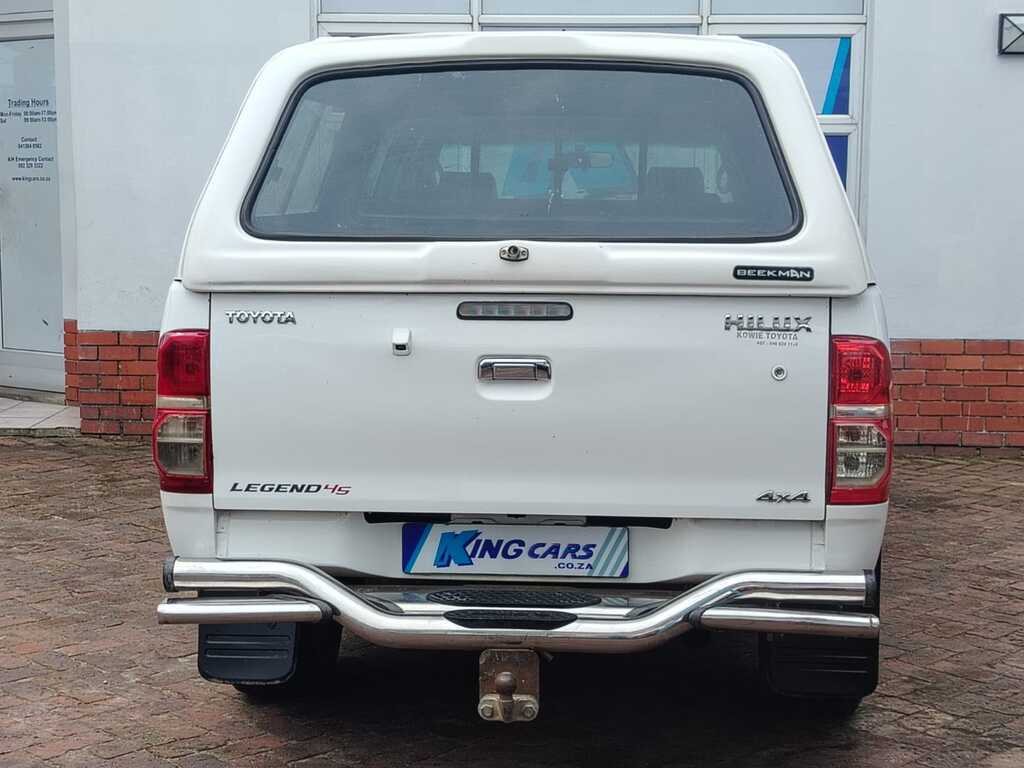 Toyota Hi-lux - View 2