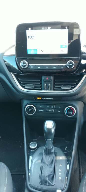 2018 Ford Fiesta — photo 10
