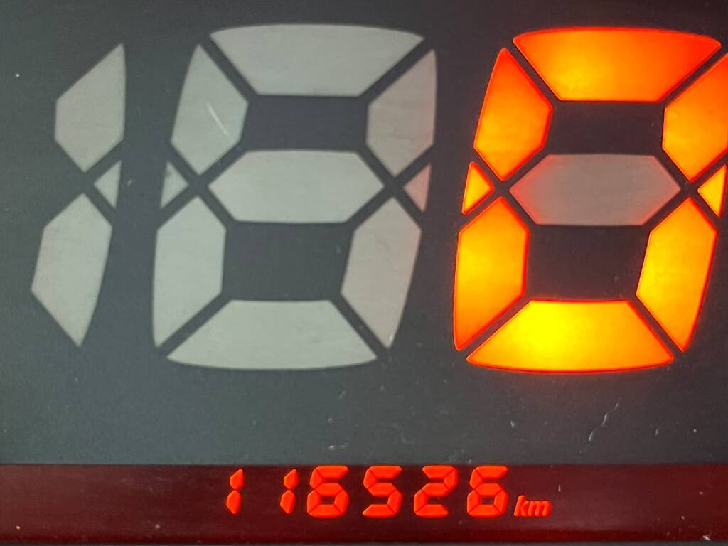 Renault Kwid - View 2