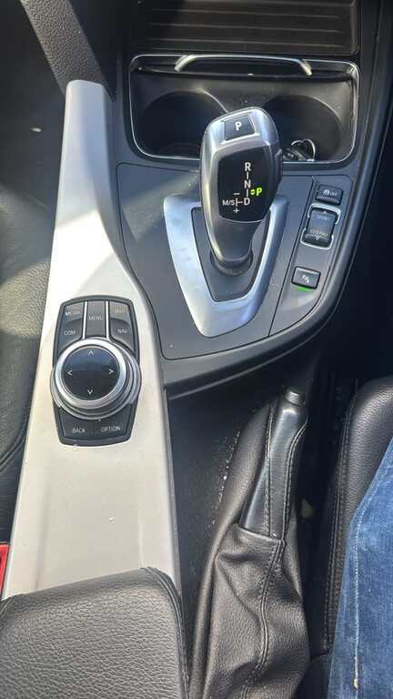 2019 BMW 3 Series — photo 13