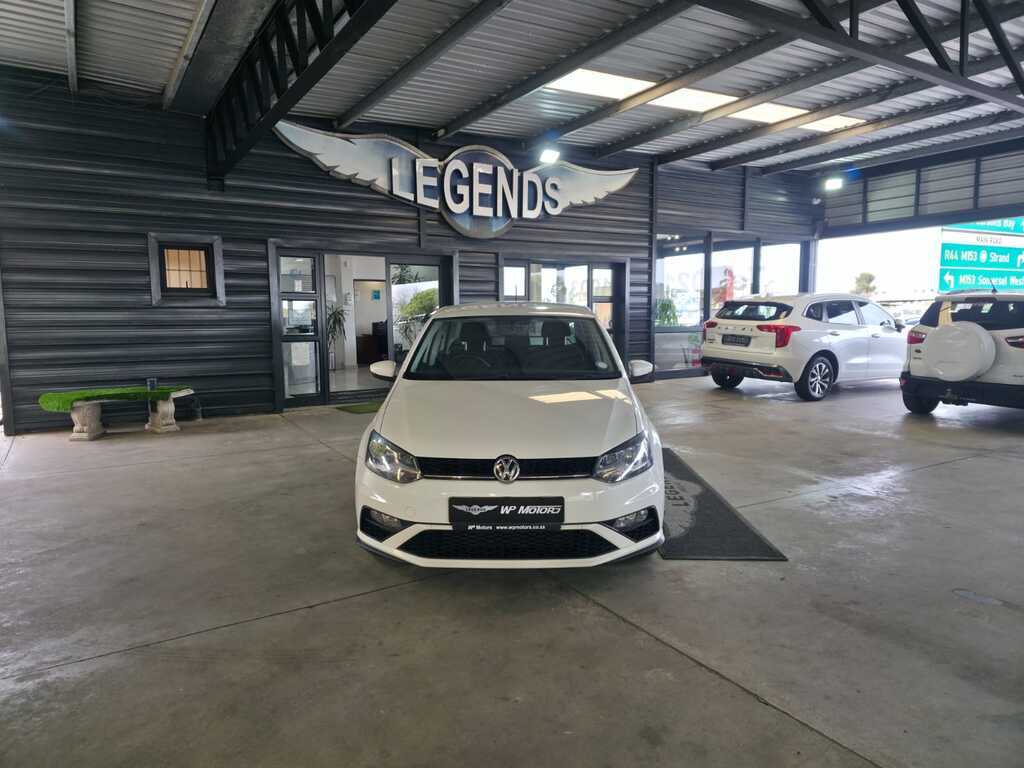 VOLKSWAGEN POLO CLASSIC