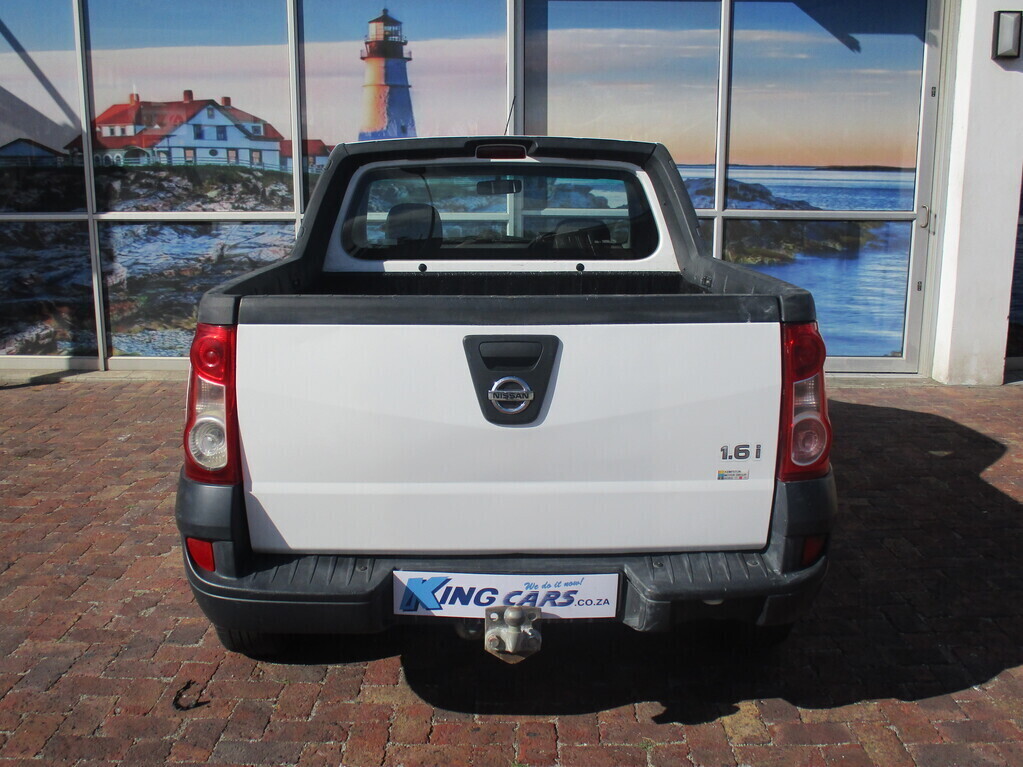 NISSAN NP200 King Cars