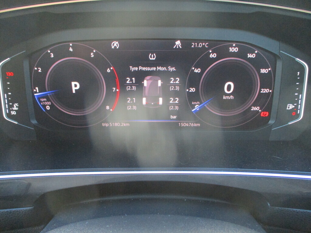 Volkswagen Tiguan - View 12