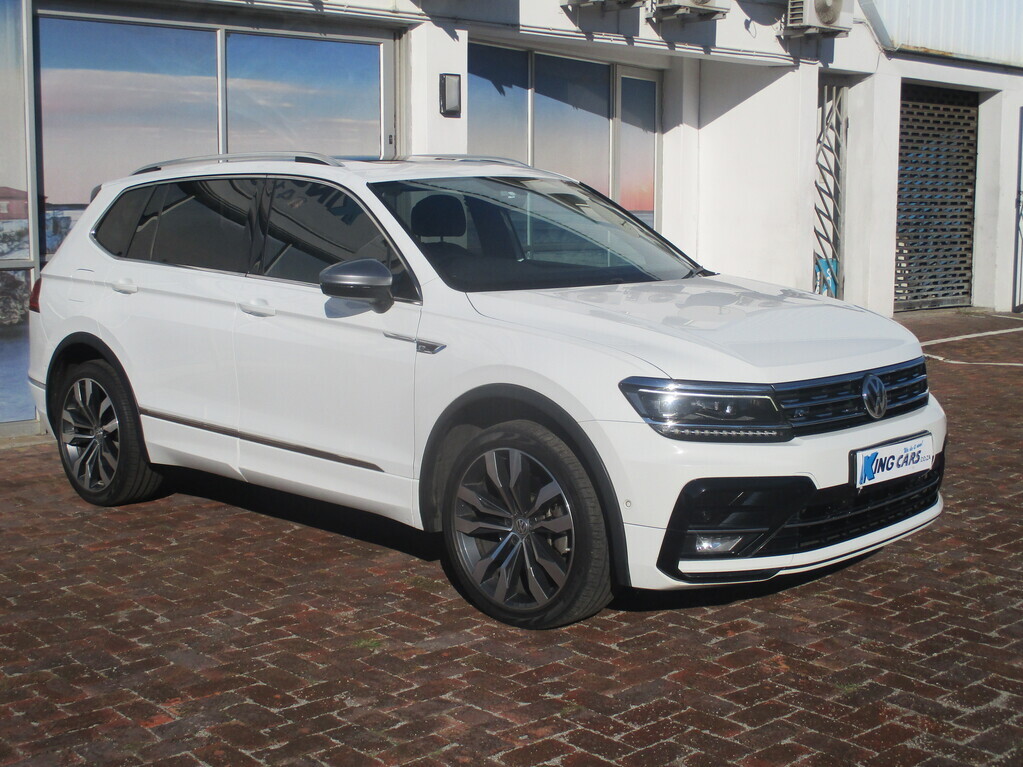 Volkswagen Tiguan - View 4