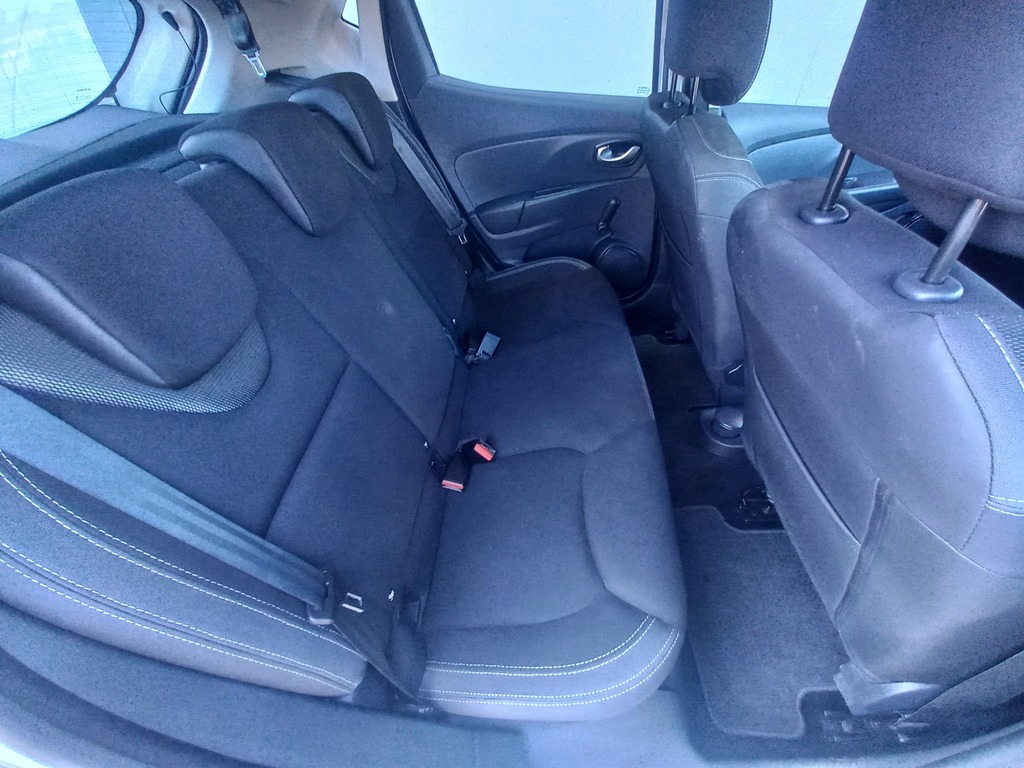 Renault Clio Iv - View 11