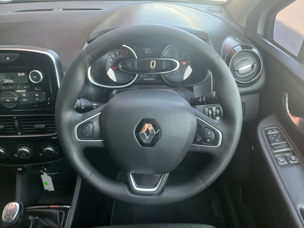 Renault Clio Iv - View 14