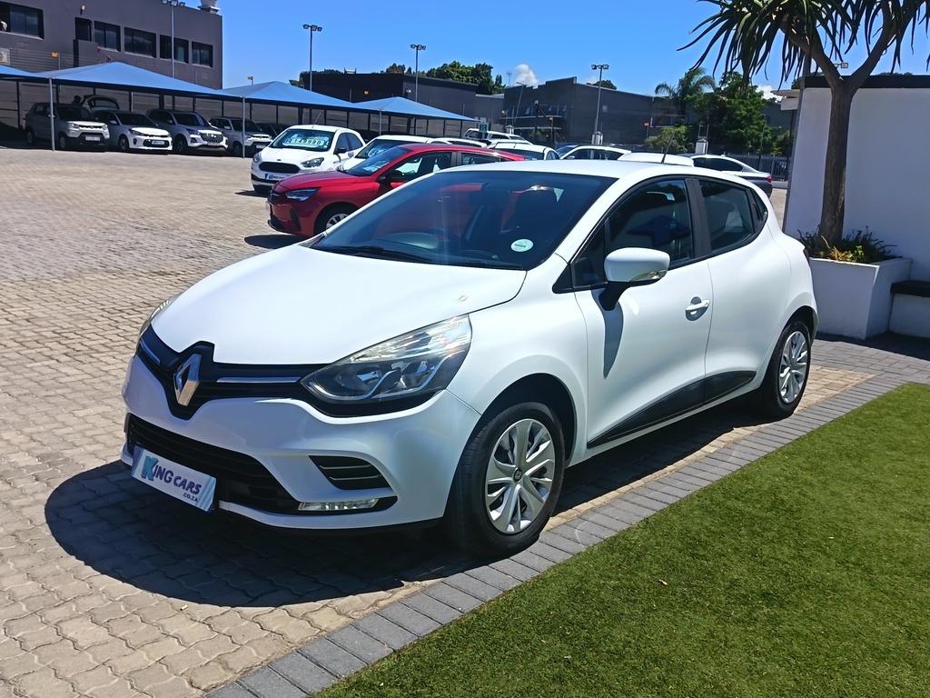 Renault Clio Iv - View 3